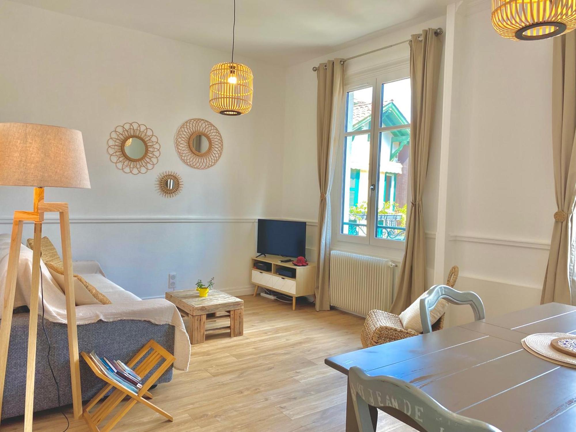 Hyper-Centre-Plage - 46M2 - 2 Pieces - Renove 2023 Saint-Jean-de-Luz Exterior foto